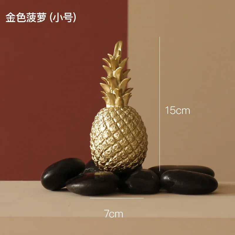 Style Resin Gold Pineapple Home Decor Cabinet Window Display Craft luxurious Table Home Decoration